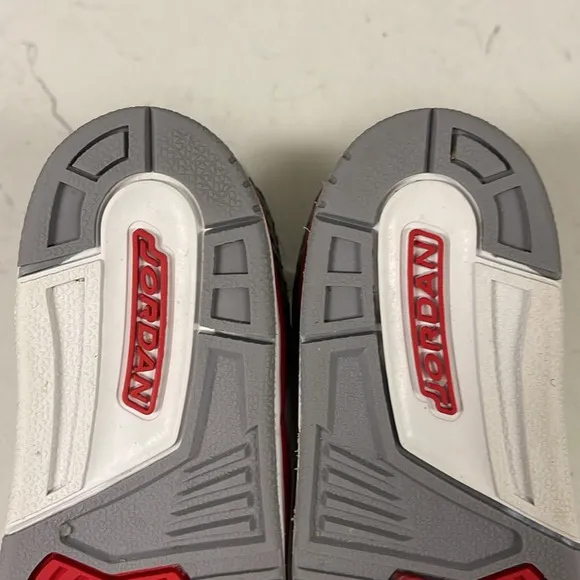 Nike Air Jordan 3 III Retro Fire Red/Wht Cement DM0966-160 Kids Shoes Size 8 C