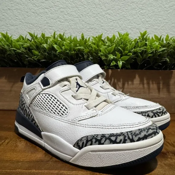 Nike Air Jordan Jordan Spizike Low PS 'Obsidian' FQ3951-104 Boy’s Size 1Y
