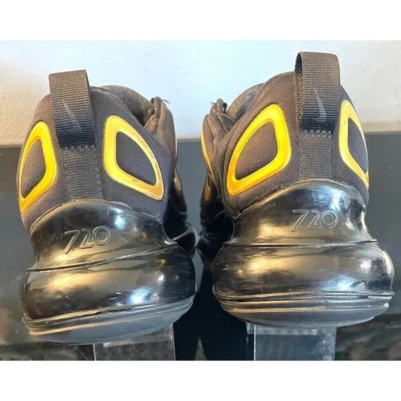 Nike Air Max 720 Black Metallic Gold AQ3196 014 Girls Youth Size 4Y