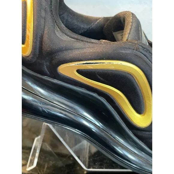 Nike Air Max 720 Black Metallic Gold AQ3196 014 Girls Youth Size 4Y
