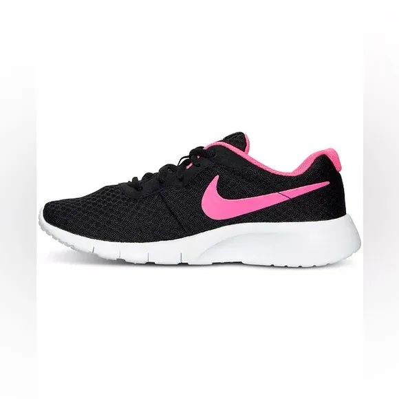 NIKE Big Girls' Tanjun Casual Sneakers | PINK/BLACK | NEW/ NEW in BOX!! 🖤💗👟