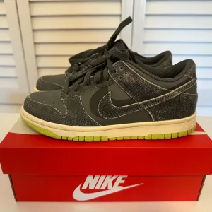 Nike Dunk Low SE (GS) 5 Youth Halloween Sneakers 2022