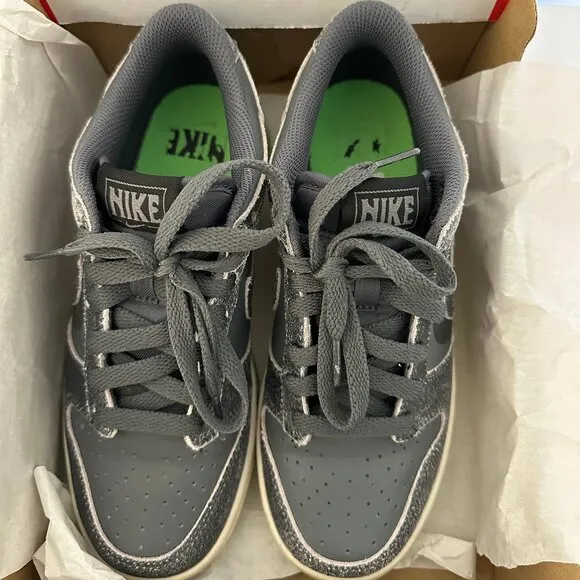 Nike Dunk Low SE (GS) 5 Youth Halloween Sneakers 2022