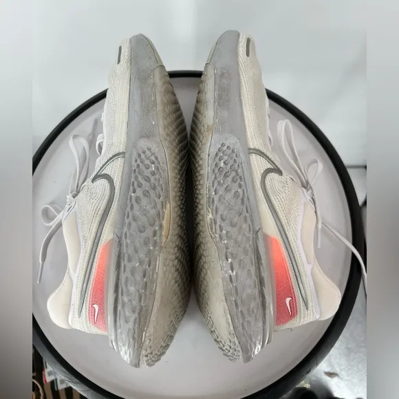 NIKE INVINCIBLE RUN NIKE ZOOMX SNEAKERS RUNNING SHOES