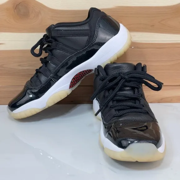 Nike Jordan 11 Retro Low IE Basketball Shoes Black Red Youth Size 7Y/ 8.5 Womens
