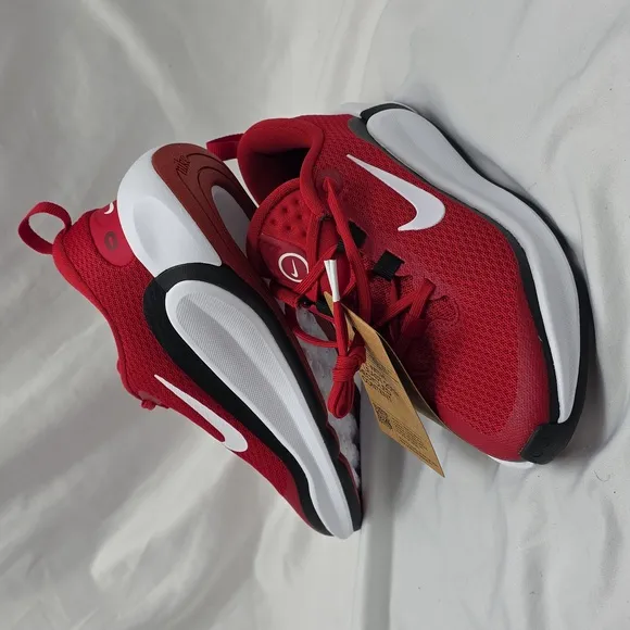 Nike Kids Red Sneakers Style Infinity Flow Young Child 4y Womens 5.5 New In Box