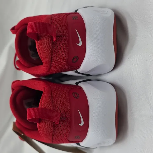 Nike Kids Red Sneakers Style Infinity Flow Young Child 4y Womens 5.5 New In Box