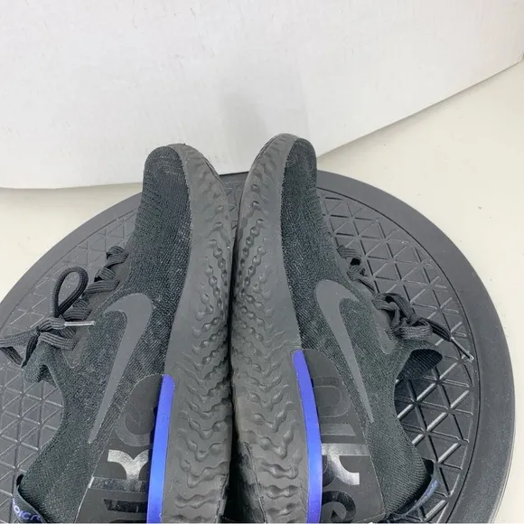 Nike Sneakers Men Size 8 Epic React Flyknit Shoes Black Racer Blue AQ0067-004