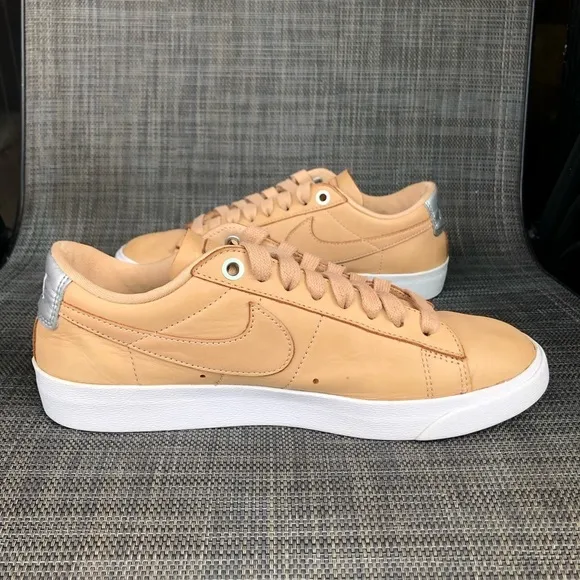 Nike Wmns Blazer Low 'Bio Beige Leather Sneakers Shoes AA1557-200 Size 6.5