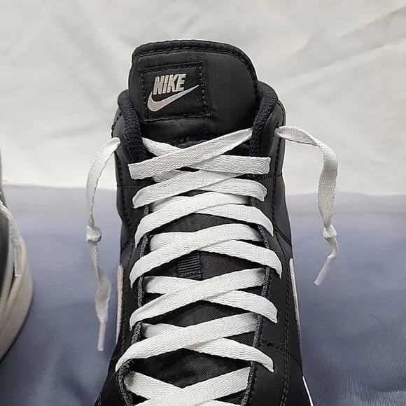 ●NIKE●STYLE : COURT ROYAL 2 MID SNEAKERS IN BLACK ⚫️ IN GUC MENS 11.5 ☆AWESOME☆