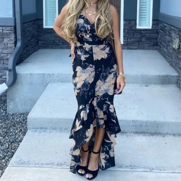 NWOT Darling Daylily Black Floral Print High-Low Maxi Dress