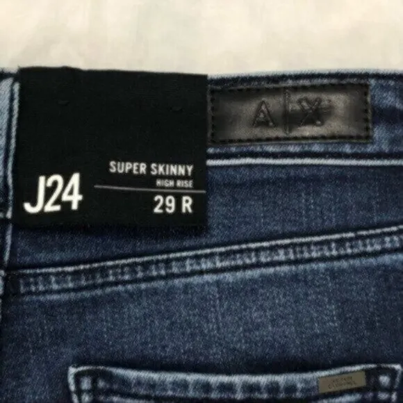 NWT Armani Exchange High Rise Classic Business Casual Everyday Skinny Jeans 29R