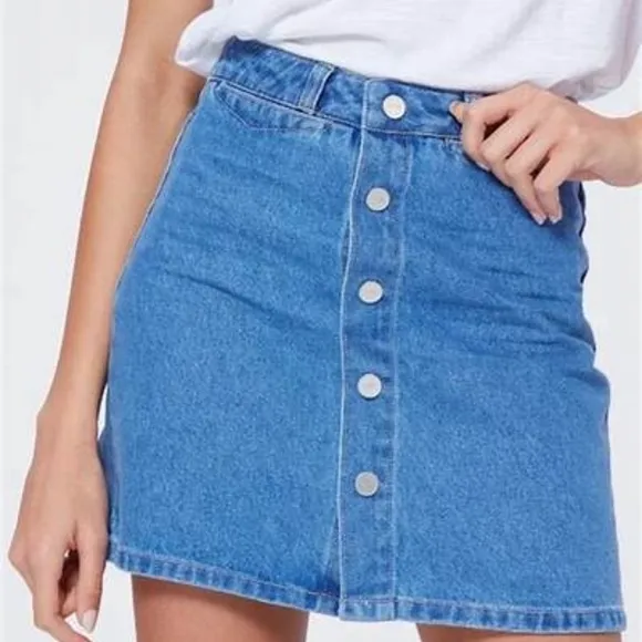 NWT, Paige Esma High Rise Denim Skirt in Aviana