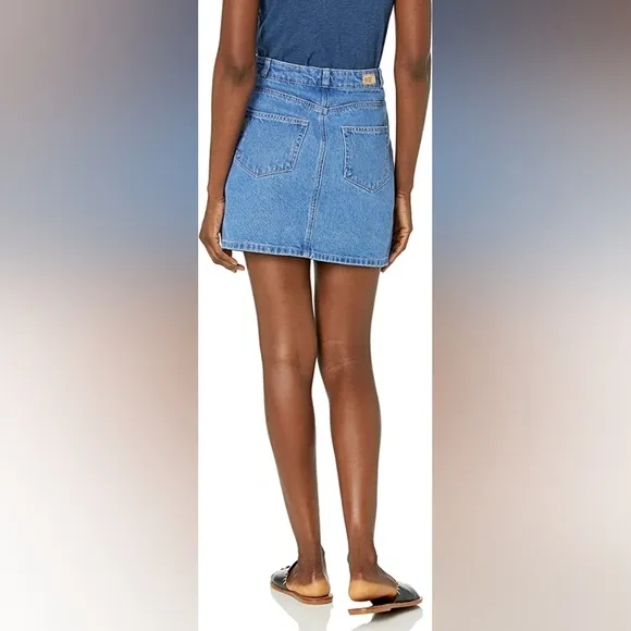 NWT, Paige Esma High Rise Denim Skirt in Aviana