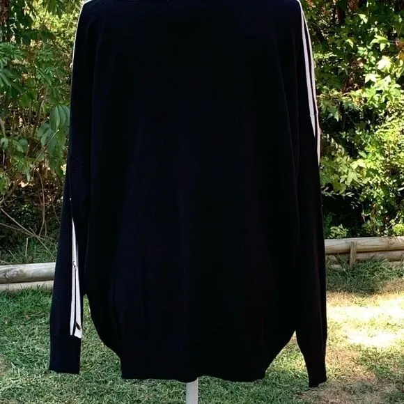 NWT Charter Club trimmed sleeve sweater