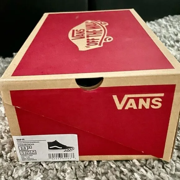 NWT VANS Kids SK8 Hi Zip Sneakers