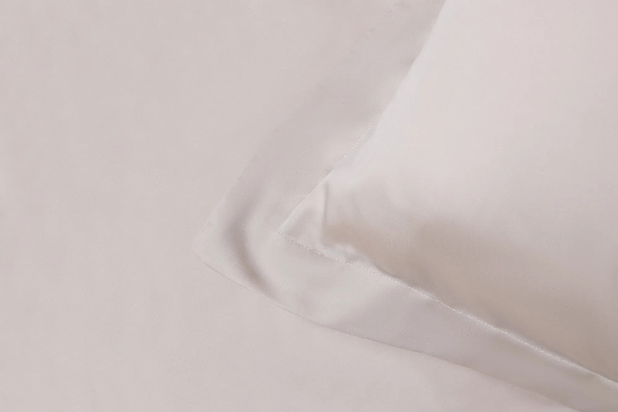Organic Eucalyptus Silk Pillowcases | Multiple Colours