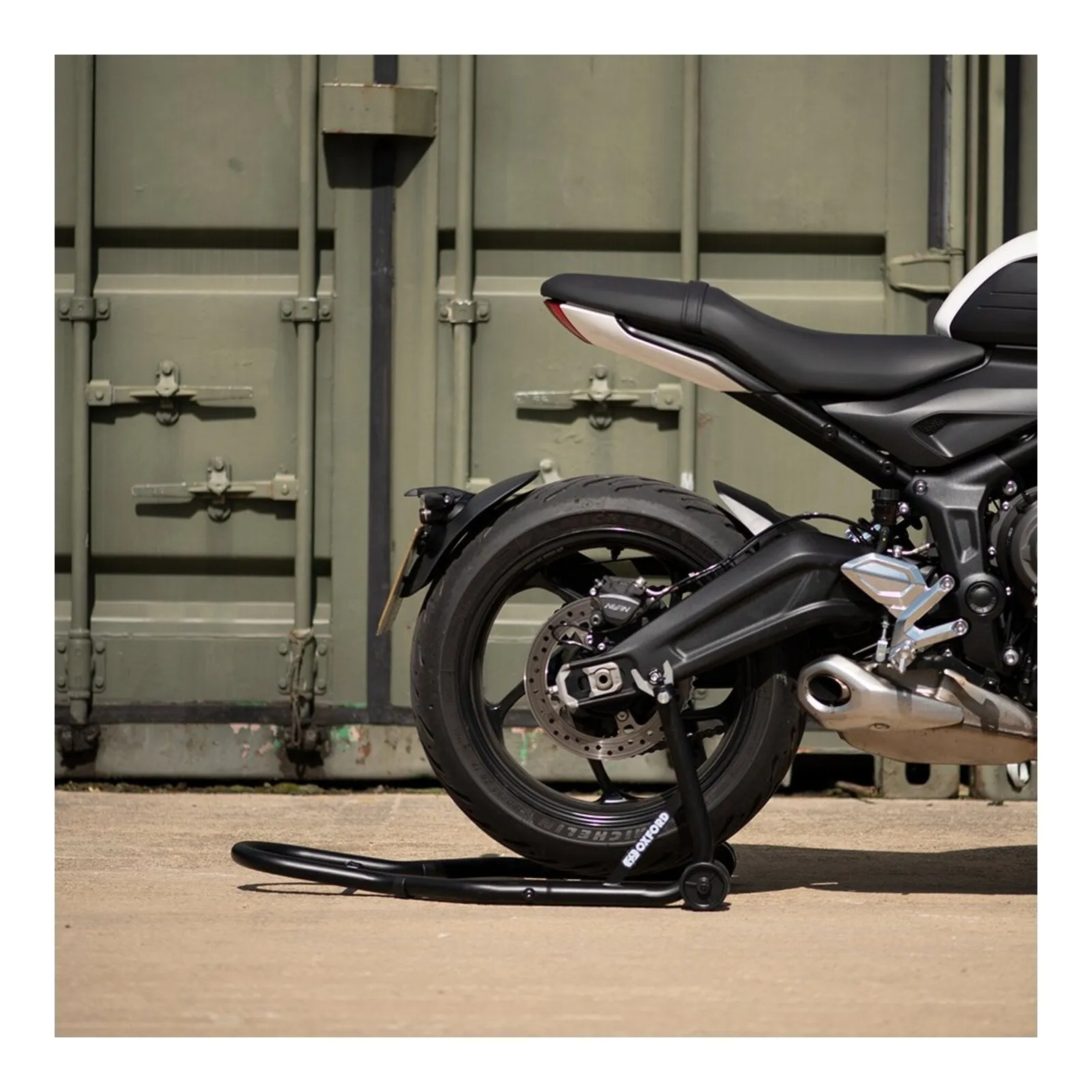Oxford Big Black Rear Paddock Stand (Comes with V Hooks)