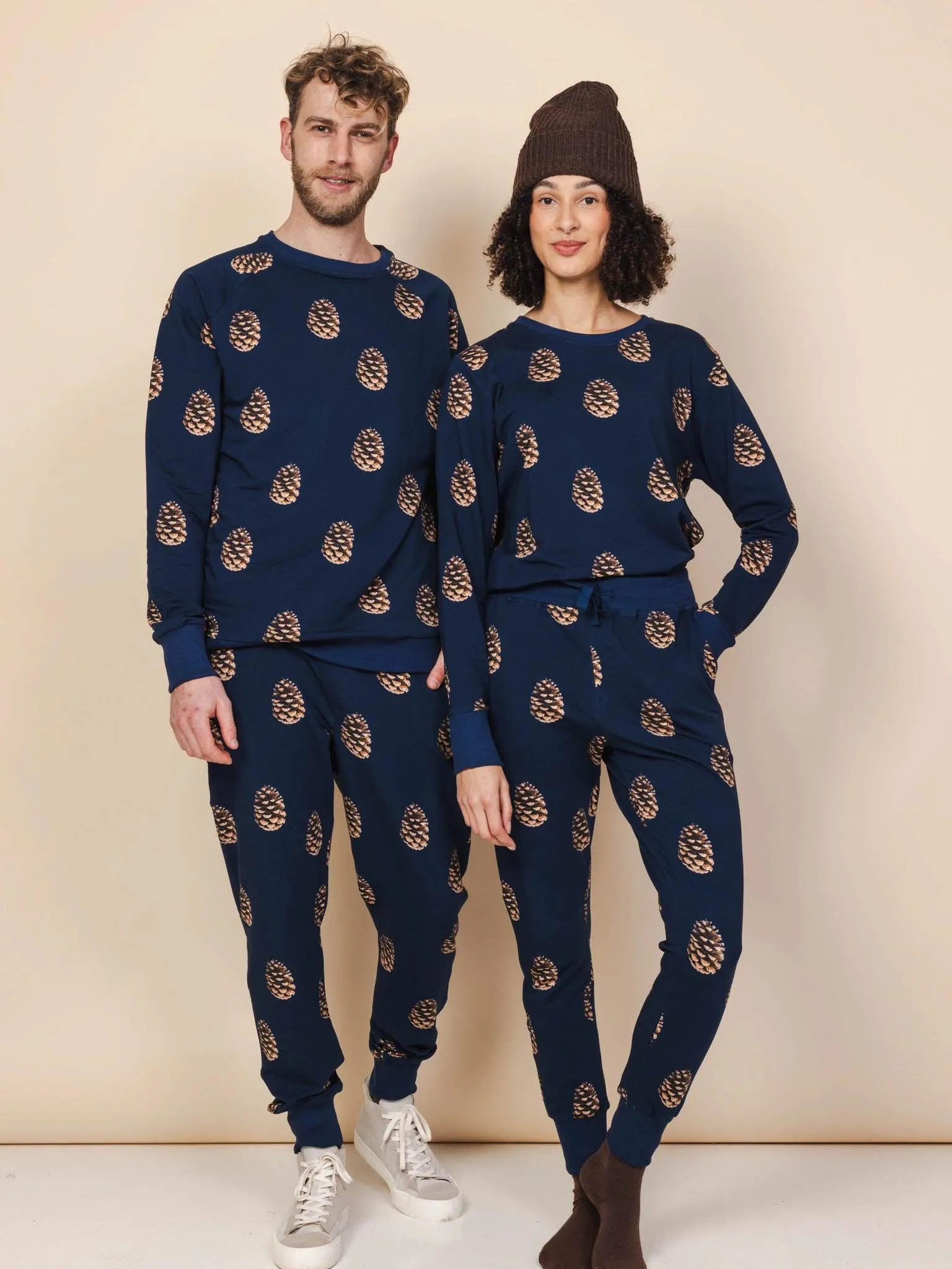 Pinecones Sweater en Broek set Heren