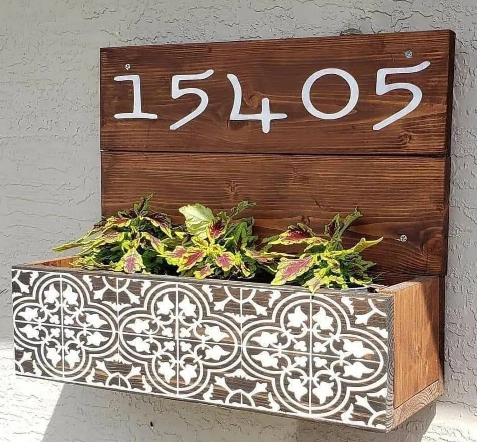 Prints & Patterns Specialty Signs