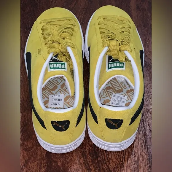 Puma suede size 9