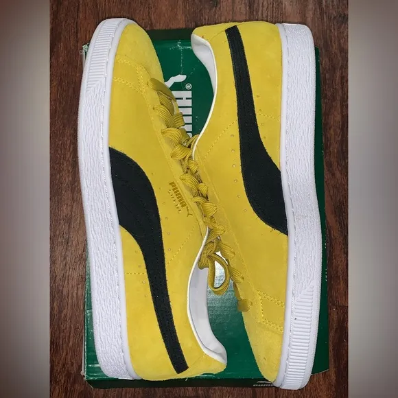Puma suede size 9
