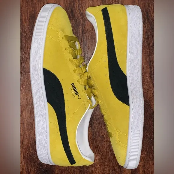 Puma suede size 9