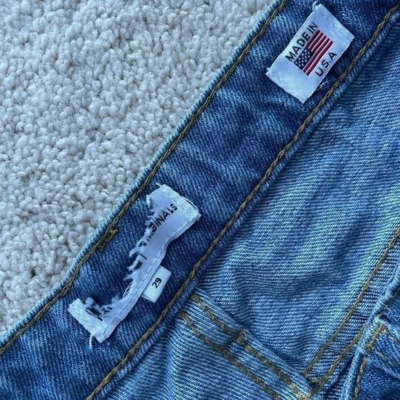 𝅺re/done recycled distressed high rise shorts Sz 29