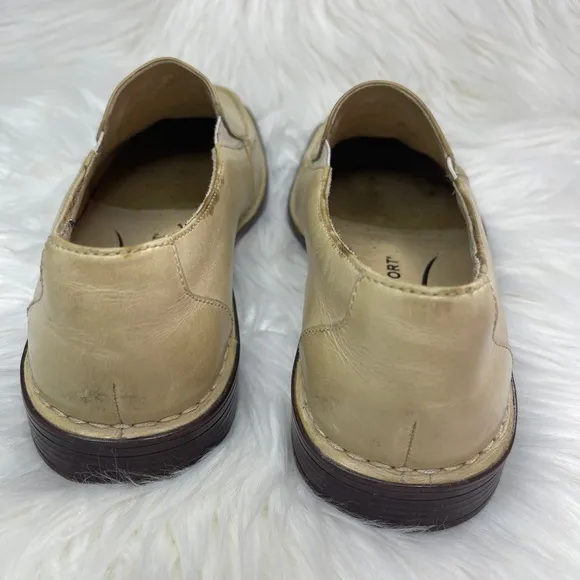 Rockport slip ons, size 8
