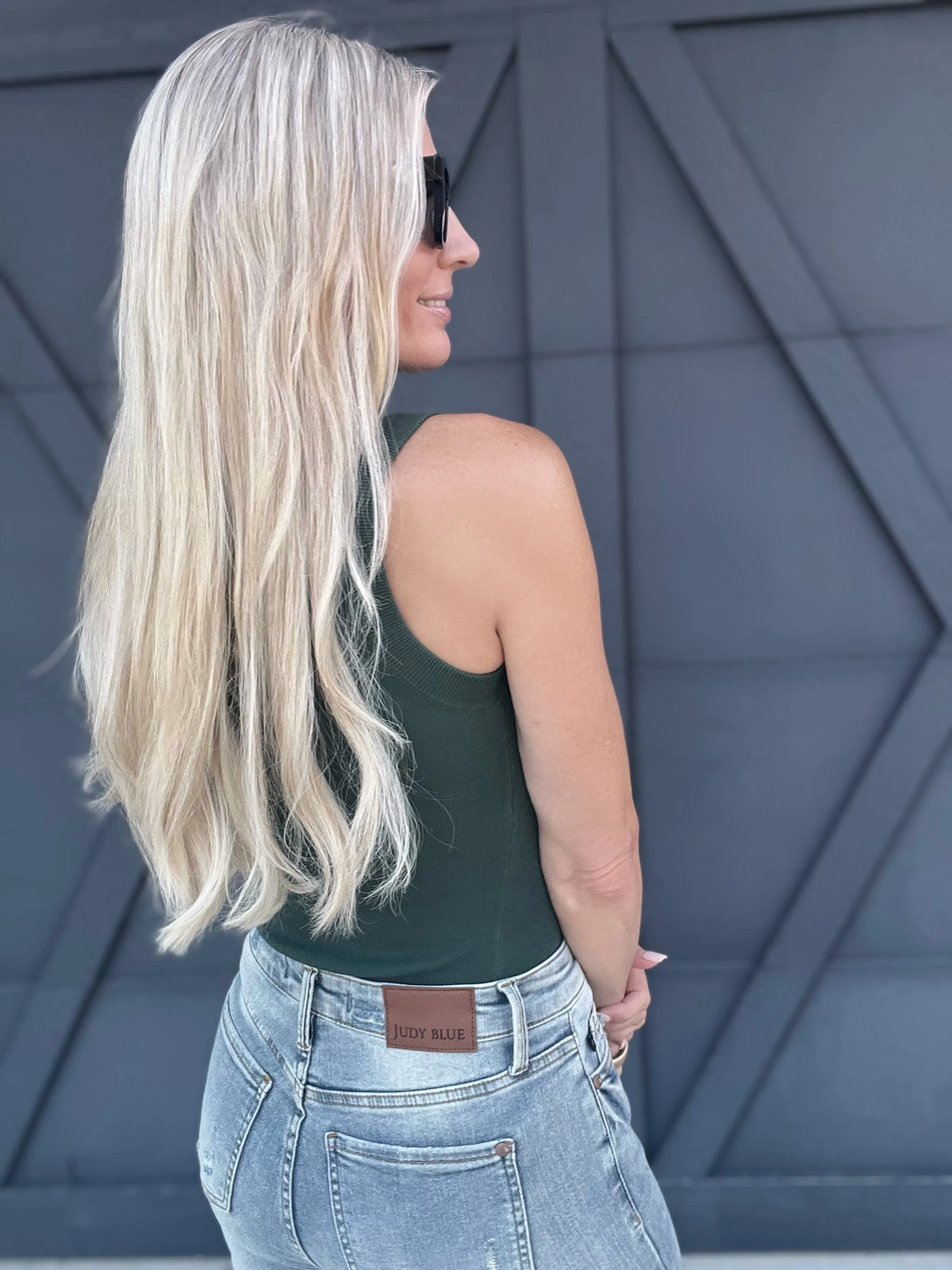 Round Neck Sweater Knit Tank In Green