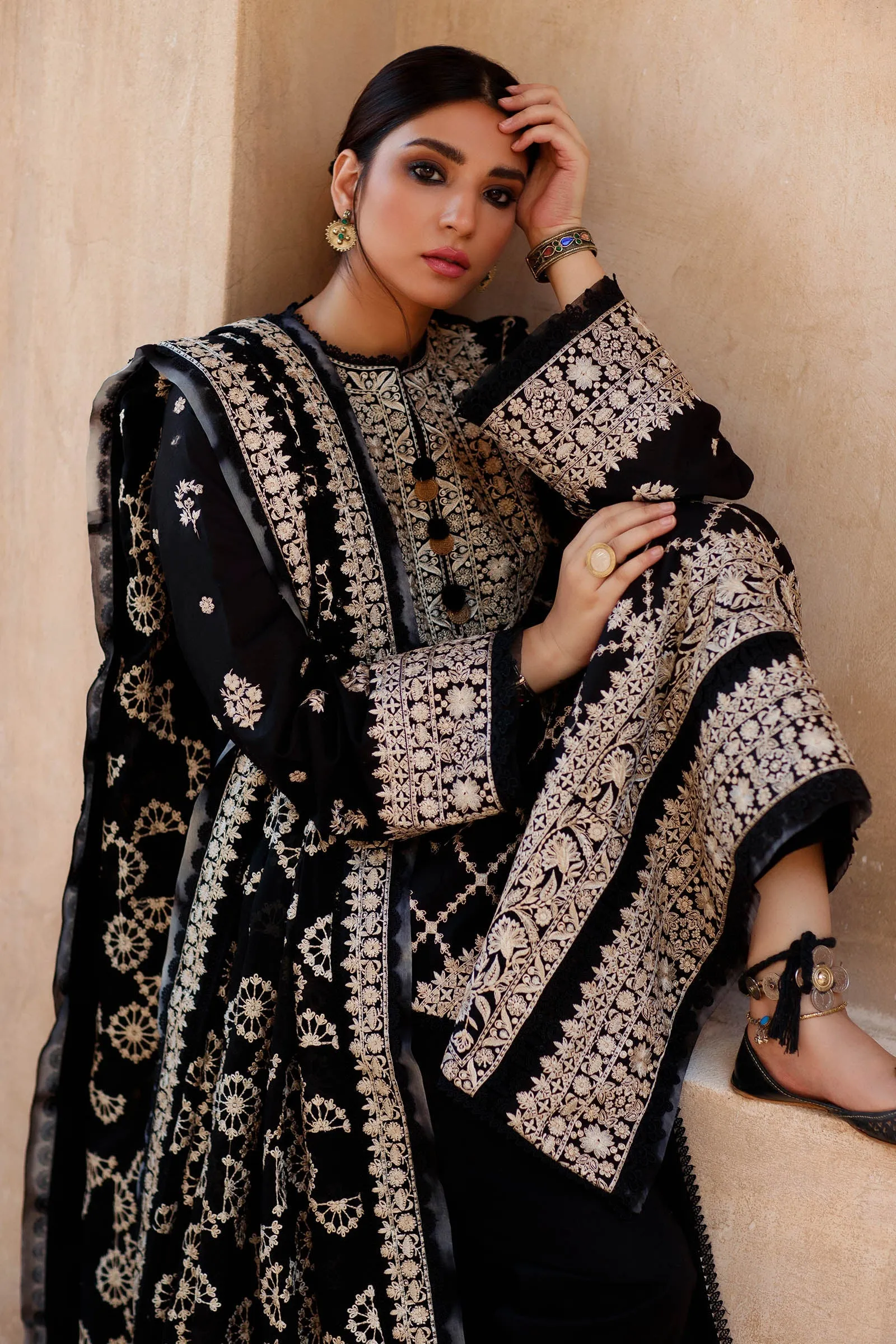 ROZHIN (ZL22-12 A) | Zaha Summer Lawn Collection 2022 | Unstitched Embroidered Lawn Suits