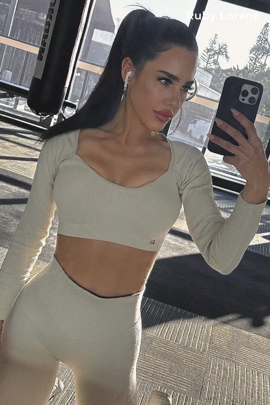 Ruby Rib Long Sleeve Crop Top Cream