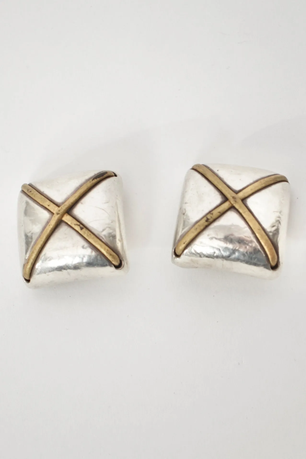 Seelag Sterling Puffy Square Clip-Ons