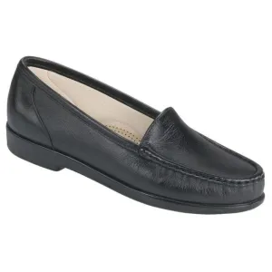 Simplify Slip On Loafer - Black - Women's