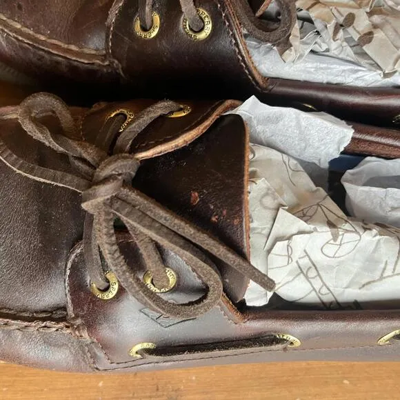 Size 10 - Men's - Sperry - Leather Boat Shoes - Classic Style