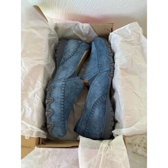 Skechers Womens Navy Suede Bikers Alumni Slip Ons Size 11W Comfort Memory Foam