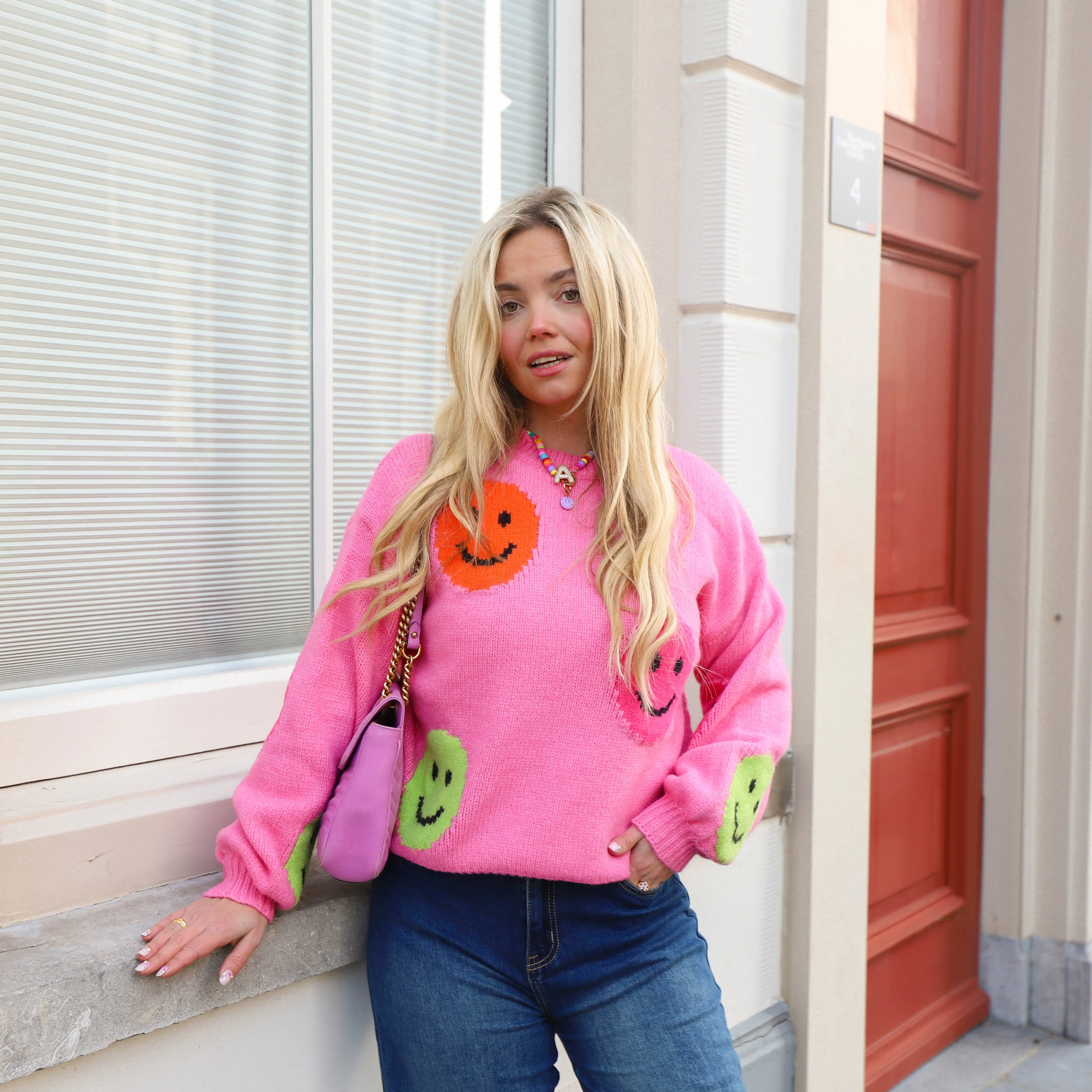 Smiley sweater pink