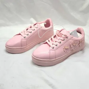 SONOMA GOODS FOR LIFE WOMENS 5 PINK SNEAKERS FAUX LEATHER DAISY FLOWERS CUTE NEW