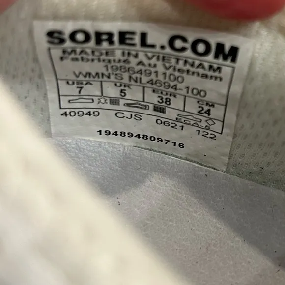 SOREL Womens Kinetic Impact Lace White Fashion Sneaker Size 7 NL 4684-100