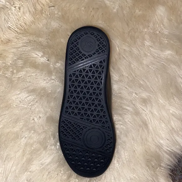 Stride Rite, Made2Play Jude Sneakers