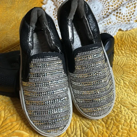 Stuart Weitzman crystal loafer Vance Glitz slide