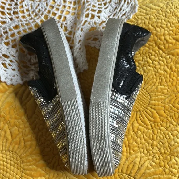 Stuart Weitzman crystal loafer Vance Glitz slide