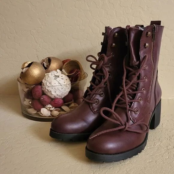 Sun Stone Burgundy Hiking Boots  Size: 8.5 NWT