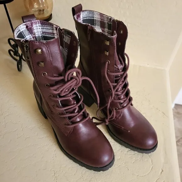 Sun Stone Burgundy Hiking Boots  Size: 8.5 NWT