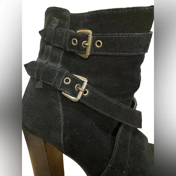 Sundance Chunky Heel Suede Ankle Boot