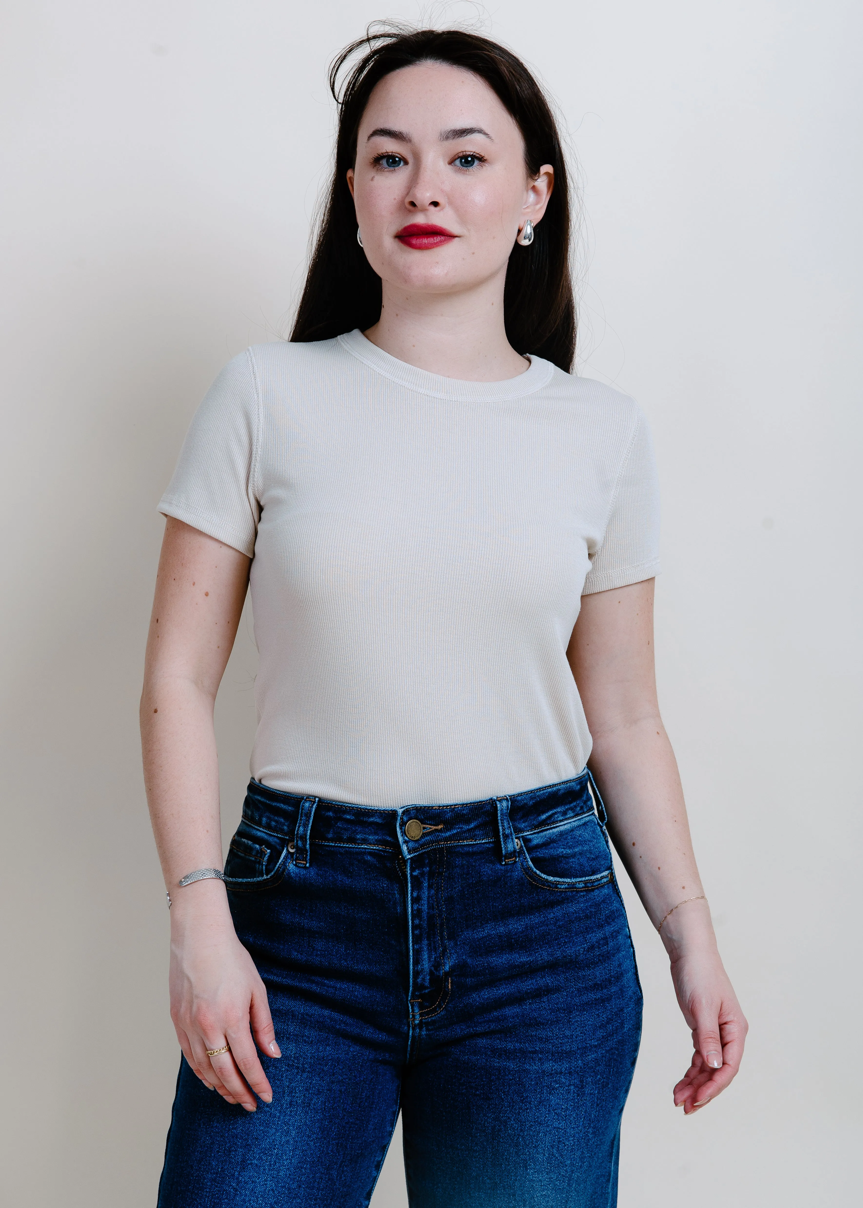 The Basic Tee - Oatmilk