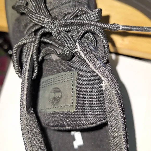 Timberland black leather Davis Square Chukka Boots in men's size 12. Pre-loved