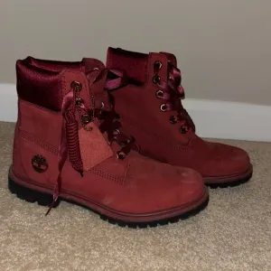 Timberland Maroon Boots