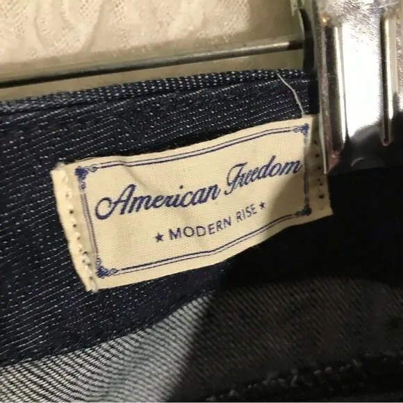 Tommy Hilfiger NWT American Freedom Modern Rise Jeans Size 12