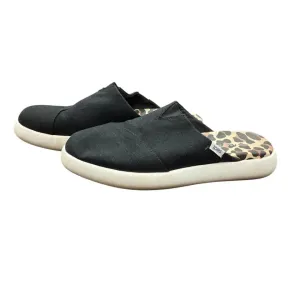 TOMS BLACK SLIP ONS (#139)- SIZE 7.5